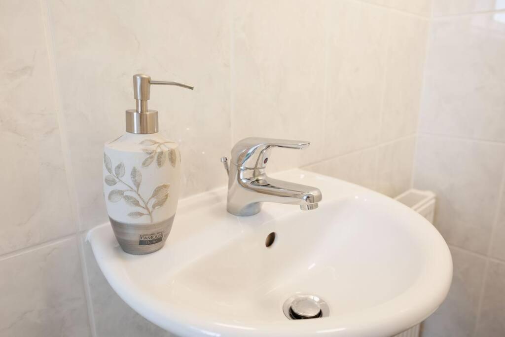 Scenic Rooftop Flat With Terrace Wien Ngoại thất bức ảnh